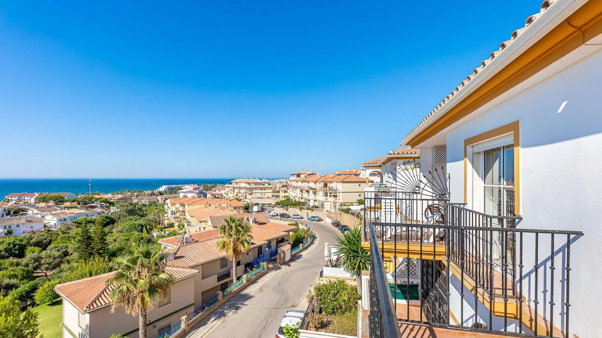 Apartment Sea Views 1 Bed Apt Colinas Del Faro