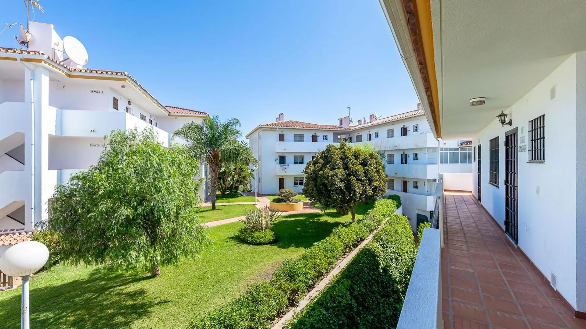 Sea Views 1 Bed Apt Colinas Del Faro Spain