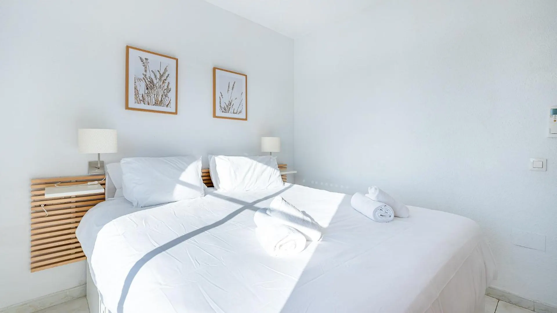 Apartment Sea Views 1 Bed Apt Colinas Del Faro