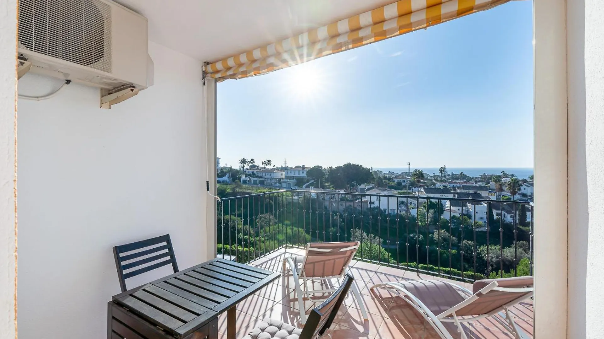 Sea Views 1 Bed Apt Colinas Del Faro